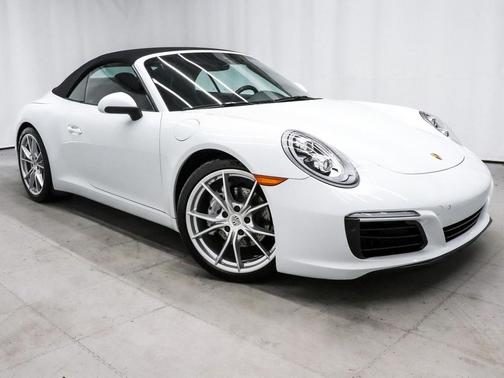 2019 Porsche 911 Carrera