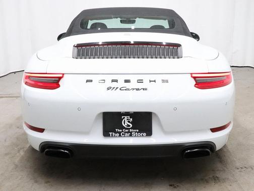 2019 Porsche 911 Carrera