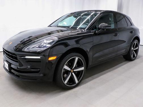 2022 Porsche Macan Base