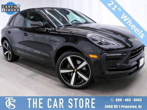 2022 Porsche Macan Base