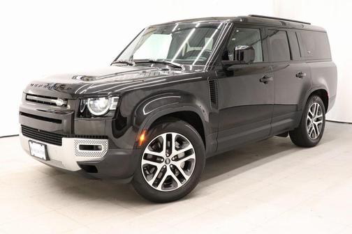2023 Land Rover Defender 130 SE