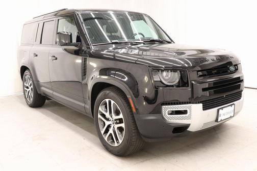 2023 Land Rover Defender 130 SE