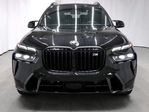2026 BMW X7 M60i