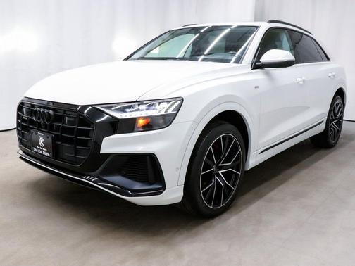 2023 Audi Q8 55 Premium Plus