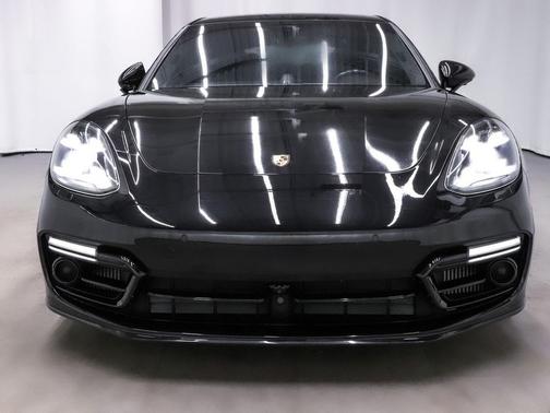 2018 Porsche Panamera Panamera Turbo S E-Hybrid Executive
