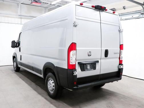 Bright Silver Metallic Clearcoat 2023 RAM ProMaster 2500 High Roof