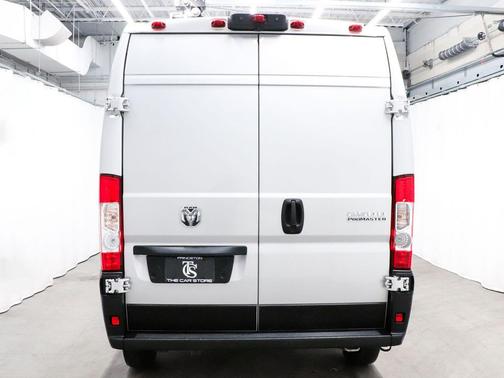 Bright Silver Metallic Clearcoat 2023 RAM ProMaster 2500 High Roof