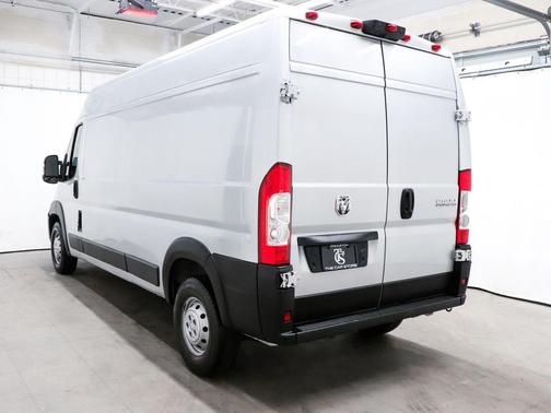 Bright Silver Metallic Clearcoat 2023 RAM ProMaster 2500 High Roof