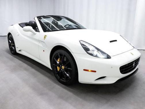 2011 Ferrari California Base