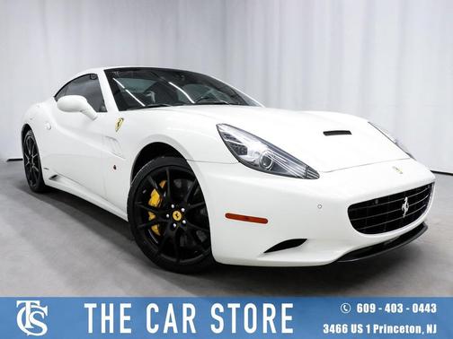 2011 Ferrari California Base