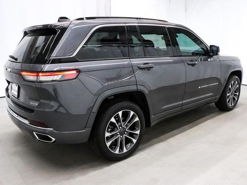 2025 Jeep Grand Cherokee Overland