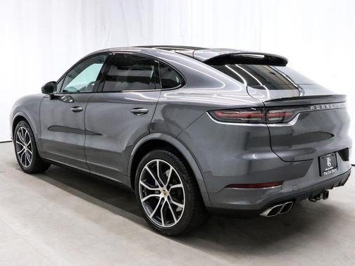 2022 Porsche Cayenne Turbo