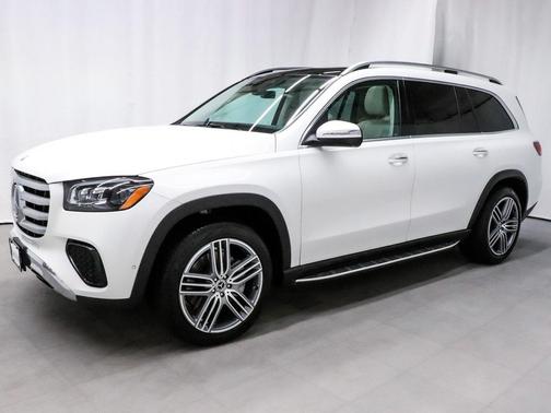 2025 Mercedes-Benz GLS 450 4MATIC