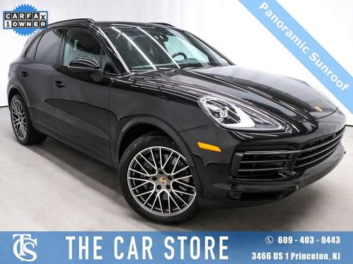 2023 Porsche Cayenne Platinum Edition
