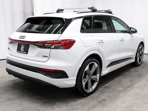 2025 Audi Q4 e-tron Premium Plus 55 quattro