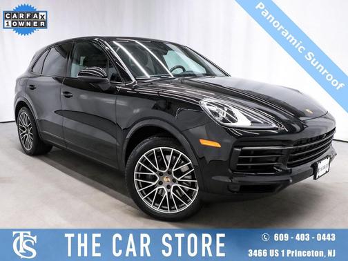 2023 Porsche Cayenne Platinum Edition