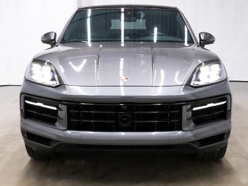 2024 Porsche Cayenne S