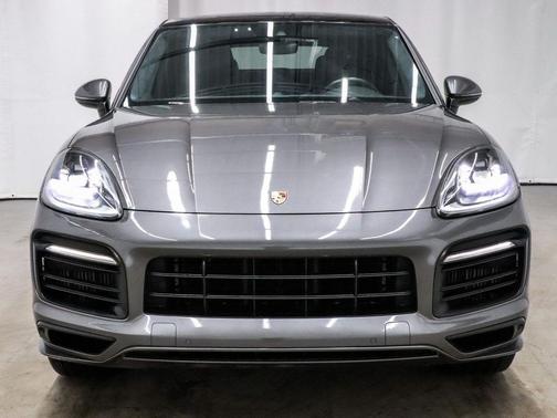 2023 Porsche Cayenne GTS