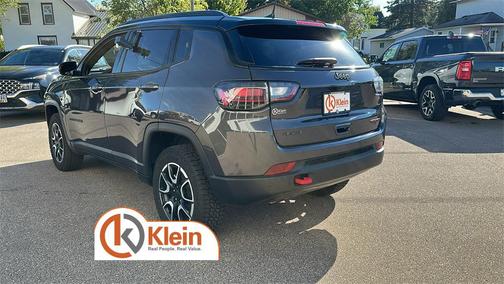 2024 Jeep Compass Trailhawk