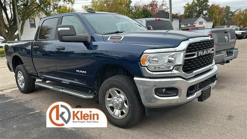 2024 RAM 2500 Big Horn Crew Cab 4x4 6'4' Box