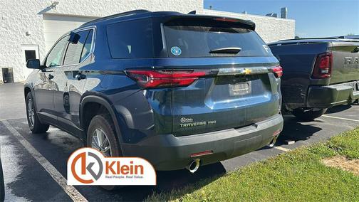 2023 Chevrolet Traverse LT Cloth