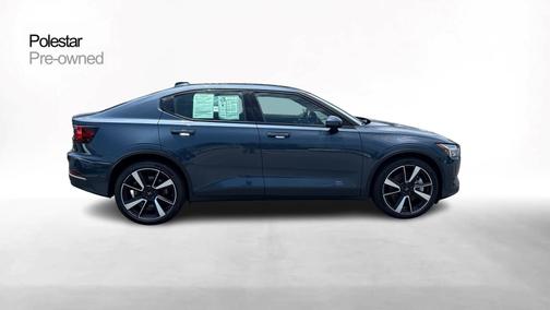 2022 Polestar 2 Long range Dual motor - AWD - Plus,Pilot