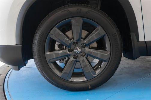 Platinum White Pearl 2026 Honda Pilot Sport
