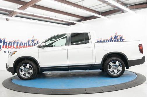 Platinum White Pearl 2026 Honda Ridgeline RTL