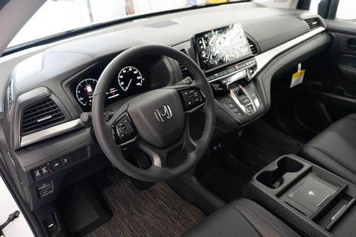 Platinum White Pearl 2026 Honda Odyssey EX-L