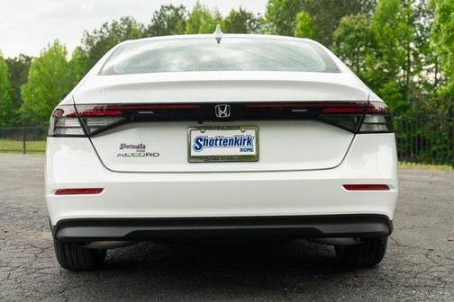 2025 Honda Accord LX 1.5T