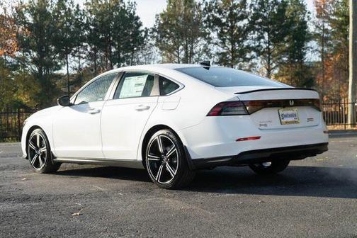 2025 Honda Accord Hybrid Base