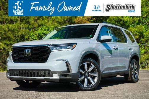 2025 Honda Pilot Touring 8-Passenger