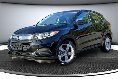 Crystal Black Pearl 2019 Honda HR-V LX