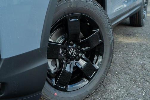 2025 Honda Ridgeline Black