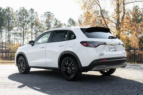 2026 Honda HR-V 2WD Sport