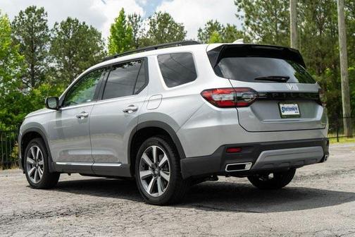 2025 Honda Pilot Touring 8-Passenger
