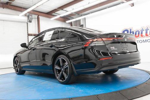 Crystal Black Pearl 2026 Honda Accord SE