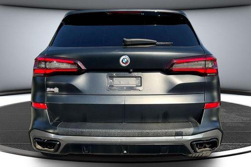 Tanzanite Blue II Metallic 2023 BMW X5 M50i
