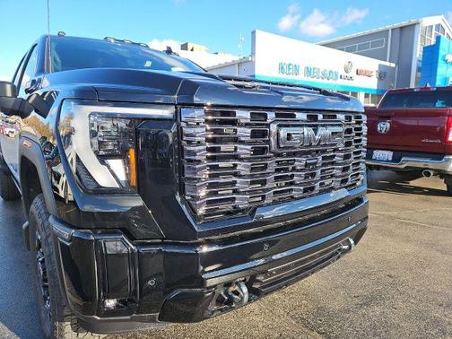 2026 GMC Sierra 3500 Denali