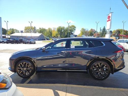 2025 Toyota Crown Signia Limited