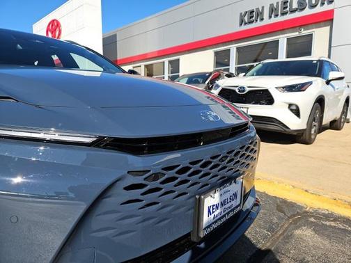 2025 Toyota Crown Signia Limited