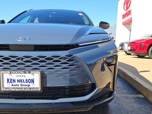 2025 Toyota Crown Signia Limited