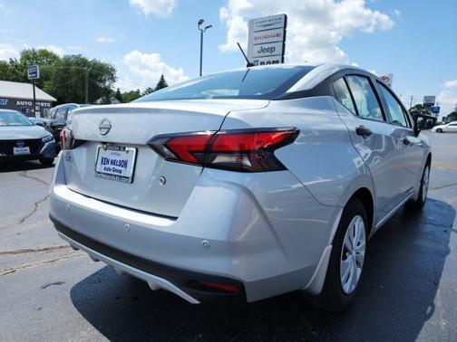 2025 Nissan Versa 1.6 S