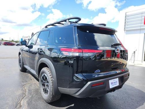 2025 Nissan Pathfinder Rock Creek 4WD