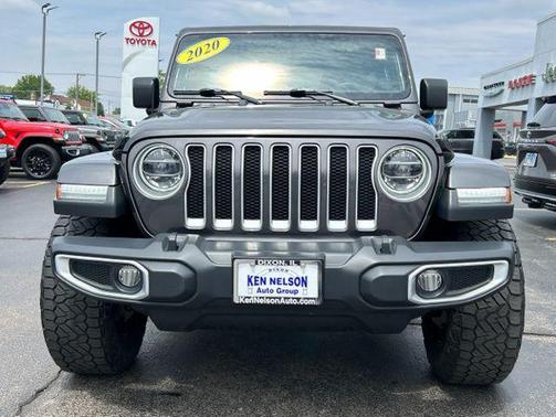 Granite Crystal Metallic Clearcoat 2020 Jeep Wrangler Unlimited Sahara