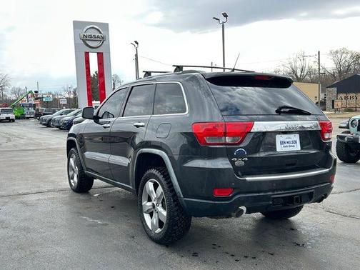 2011 Jeep Grand Cherokee Overland
