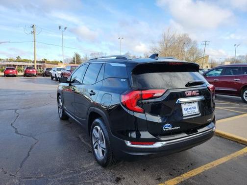 2020 GMC Terrain SLT