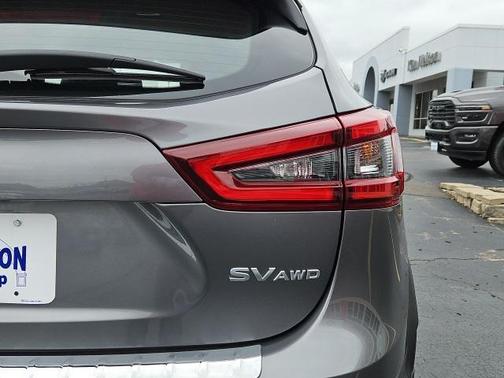 2022 Nissan Rogue Sport SV