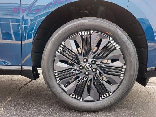 2025 Nissan Murano Platinum