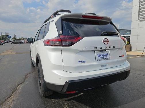 2026 Nissan Rogue Rock Creek